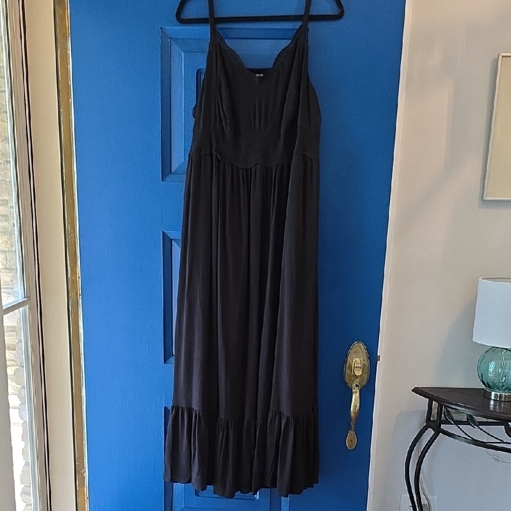 Lace Inset Maxi Dress